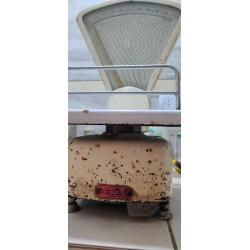 BALANZA ANTIGUA  HASTA 2 KG ¨BERKEL¨